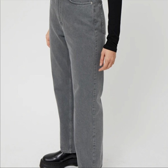 [SOLD] NWT WEEKDAY - Rowe Extra High Straight Jeans - Picture 6 of 10